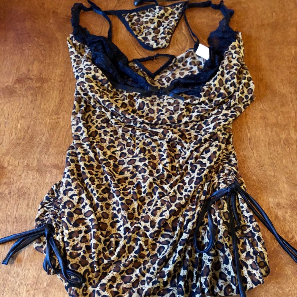 Leopard Print Lingerie w Matching Panties